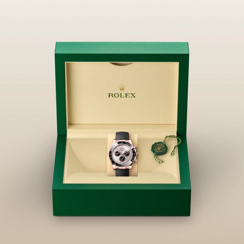 Rolex
Cosmograph Daytona
40 mm, Or Everose 18 ct
RMC: M126515LN-0006 – Image 3