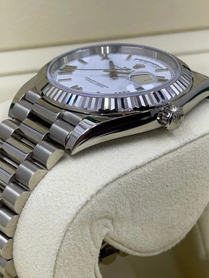 Rolex Day-Date 40MM Or Blanc Et Cadran Blanc President Ceinture – Image 5